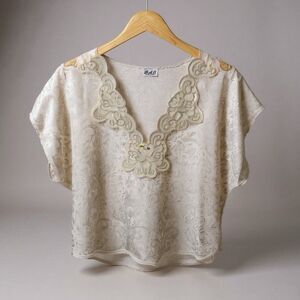 Vintage 90s satin and lace Dolman sleeved crop top CottageCore Sabrina Carpenter